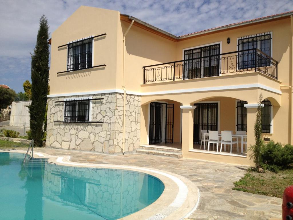 Adavilla Kuşadası